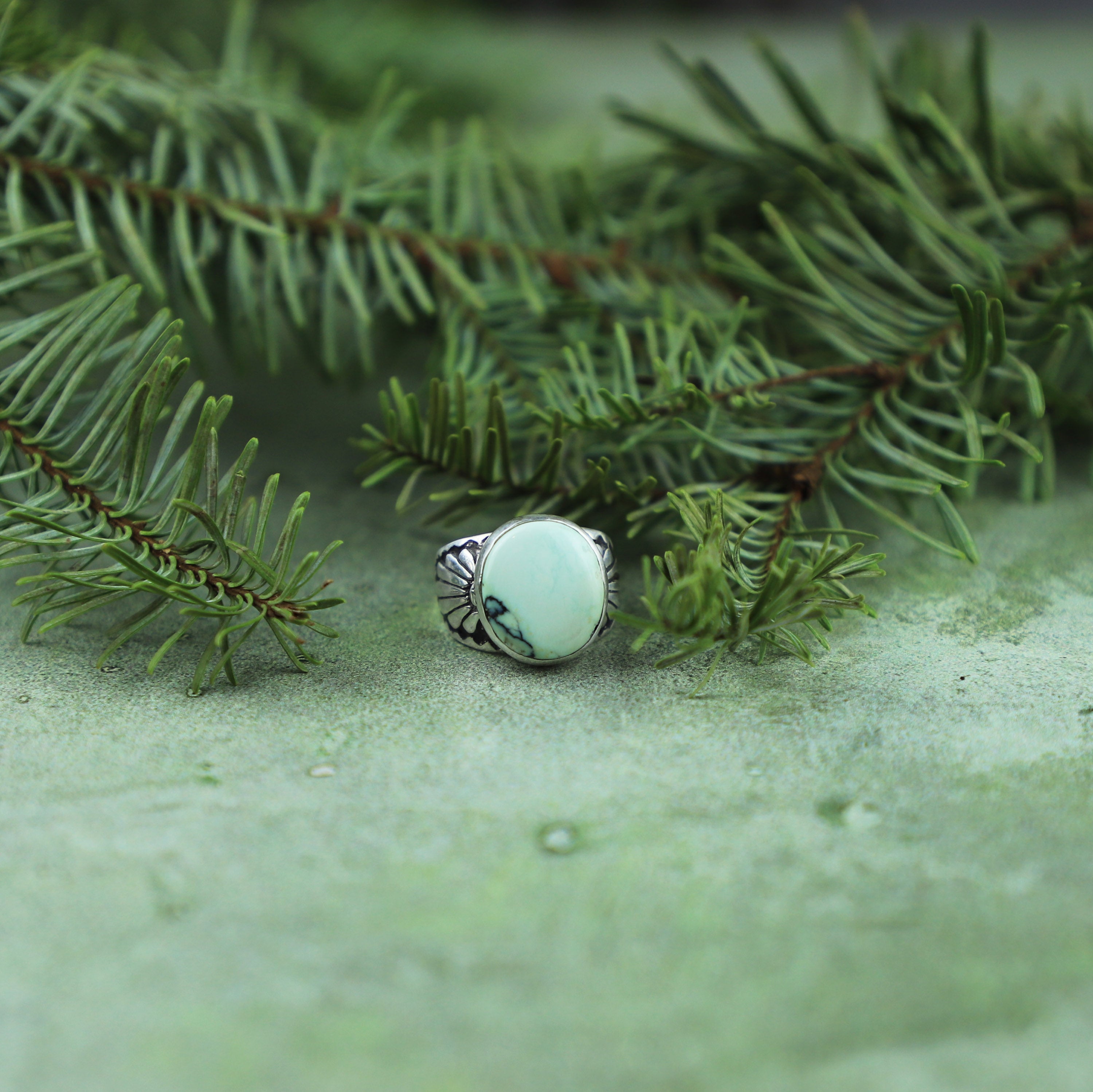 Poseidon Variscite Disco Daisy Ring